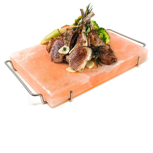 Cutting board with ribs